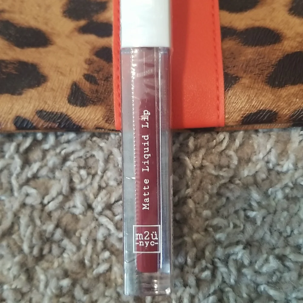Makeup bundle